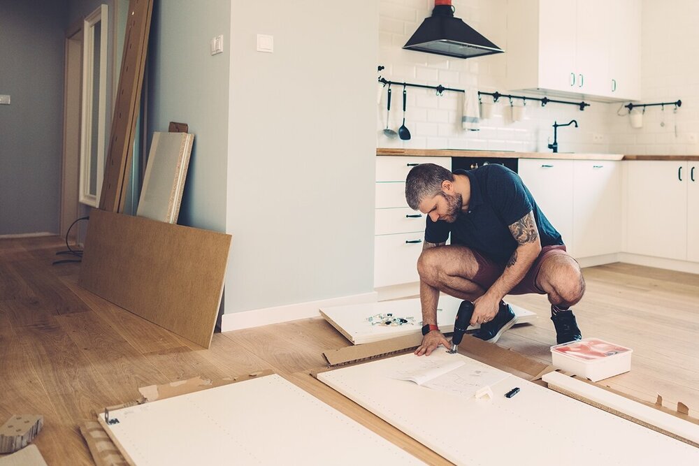 Eenvoudig een keukenkast monteren